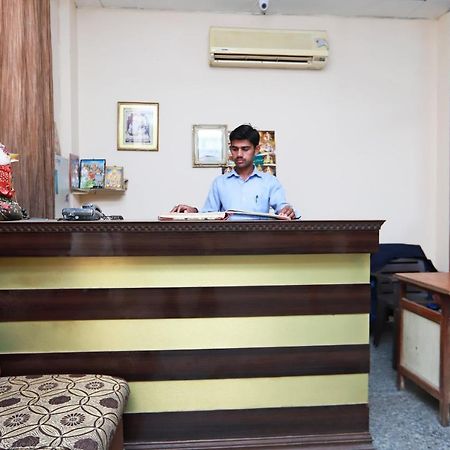 Spot On 29024 Jageer Palace Hotel Narela Esterno foto